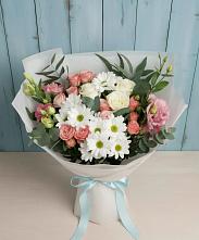 Букет цветов из:  Розы, Лизиантусы и Хризантемы #REPLACE_PRED# Приазовской