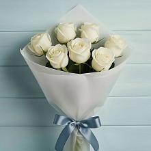 Букет 7 Белых роз Эдлесс Лав в Приазовской