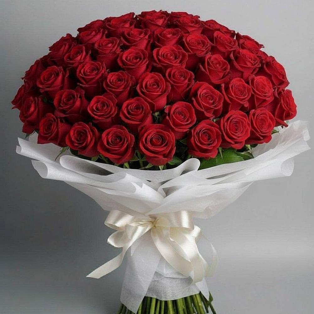 Букет 101 Красная роза Блэк Мэджик в Приазовской