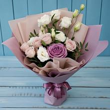 Букет цветов из:  Розы и Лизиантусы #REPLACE_PRED# Приазовской