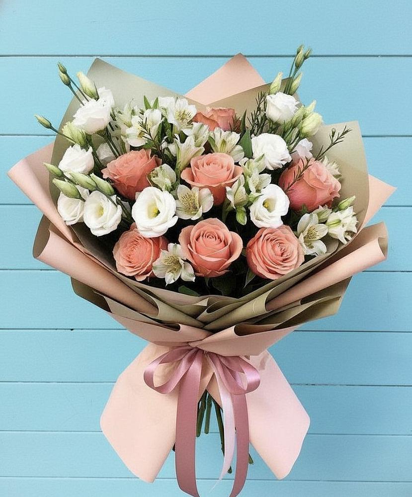 Букет цветов из: Розы, Альстромерии и Лизиантусы в Приазовской