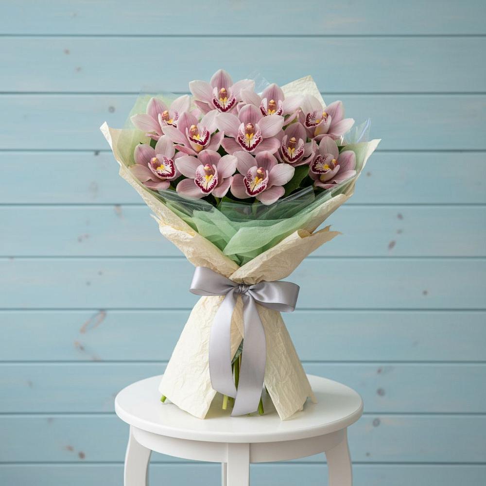 Букет цветов из: Орхидеи и Розы в Приазовской