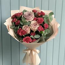 Букет цветов из:  Гвоздики и Розы в Приазовской