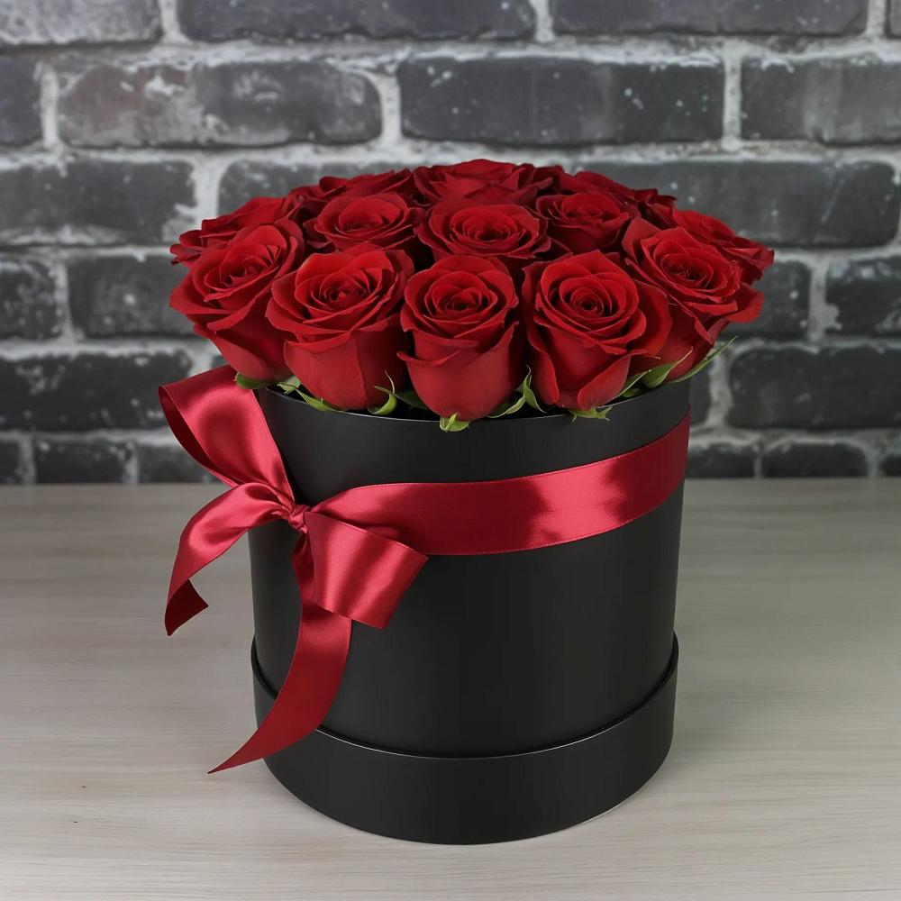 Цветочная композиция из Розы в шляпной коробке в Приазовской