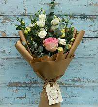 Букет цветов из:  Розы и Лизиантусы в Приазовской